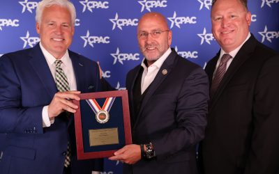 Higgins Receives Award for Conservative Excellence